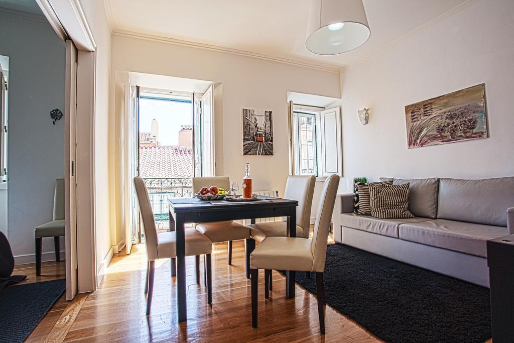 Downtown Apartments Bica Lisbon Exterior photo