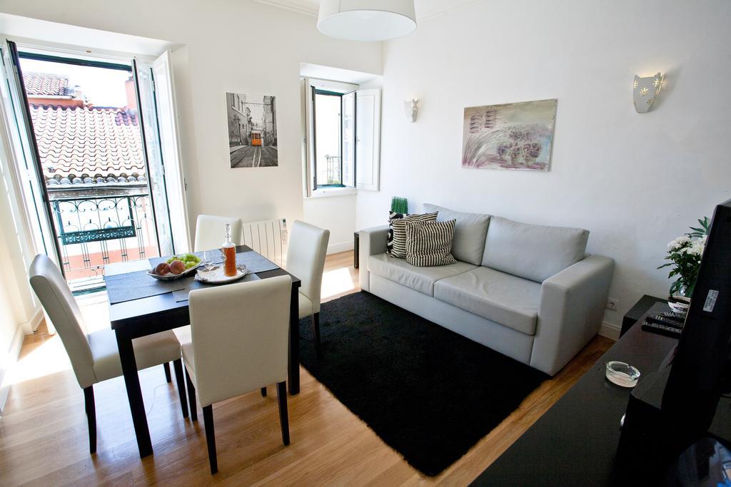 Downtown Apartments Bica Lisbon Exterior photo